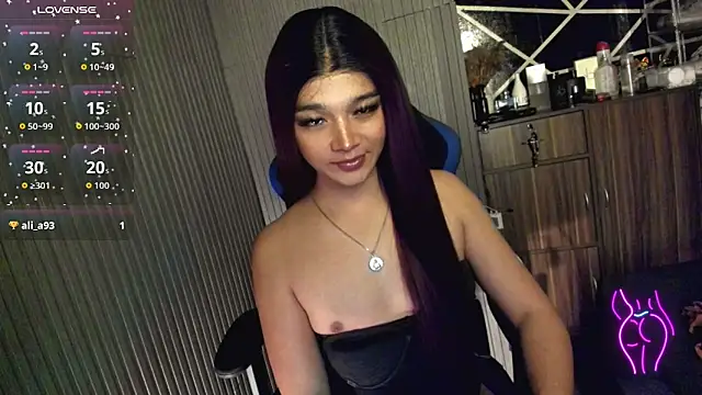 TrinityFucksYou 웹캠 쇼