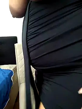 แชท XXX สดของ jadeamourim__