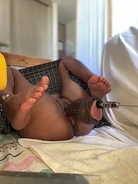 ROUSSHn Live XXX chat