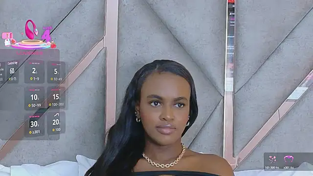 Sally-Noa – Naživo XXX chat