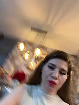 didihairypussy's Live XXX Chat