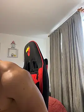 Chat XXX Live Ezzio_Scolaro