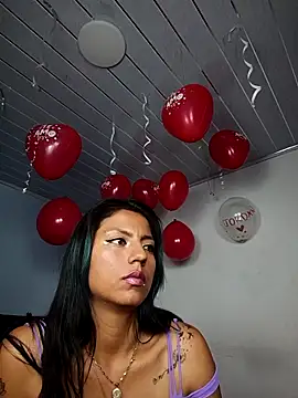 SamathaMay live XXX chat