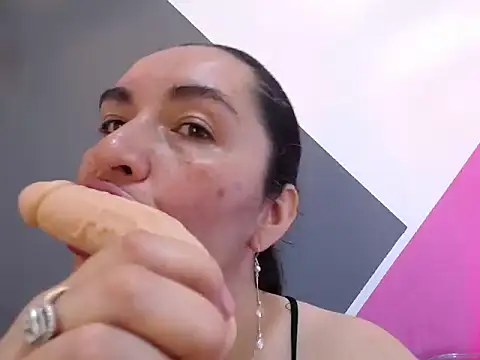 Ruby_jhonss_7 Adlı Modelin Canlı XXX Sohbeti