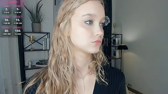 دردشة SerrenaAa الجنسية المباشرة