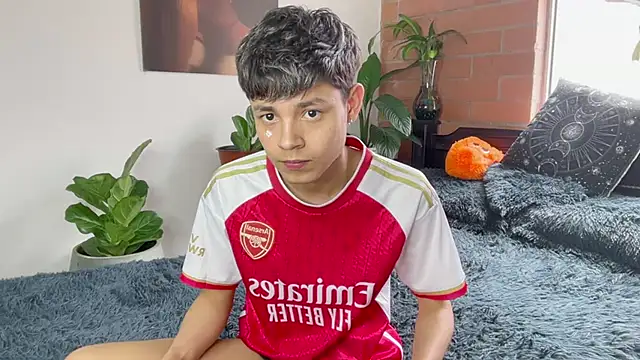 Czat XXX na żywo – Andy_Belier23