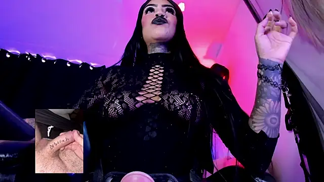 Chat +18 de deborah_tatto ao vivo