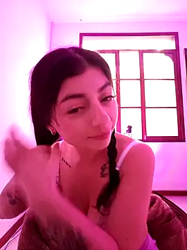 anntonella_watson Chat XXX in diretta