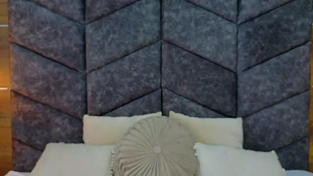 AnnieRouse__'s Live XXX Chat