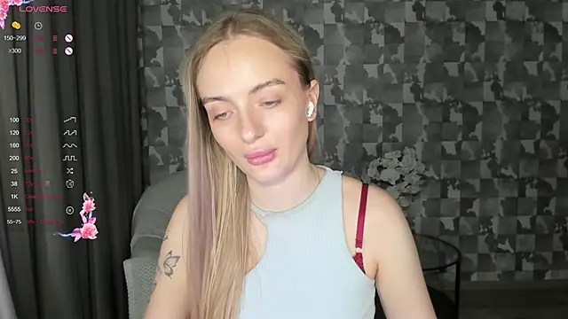 Chat +18 de A_delina ao vivo