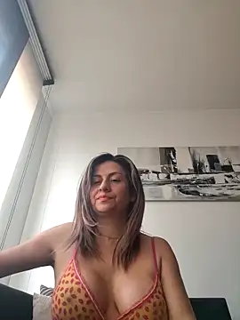 Latiinvenushotn Live XXX chat