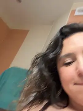 Ms_Luisa Adlı Modelin Canlı XXX Sohbeti