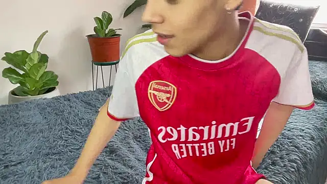 Chatroom XXX en direct de Andy_Belier23