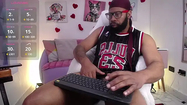 Chatroom XXX en direct de King_Malik