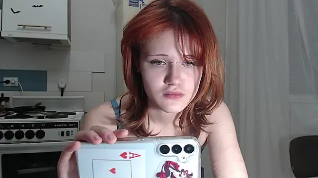 Chat XXX Live SolarAdrienne