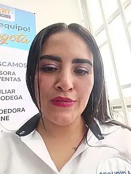 MAYE__13 Adlı Modelin Canlı XXX Sohbeti