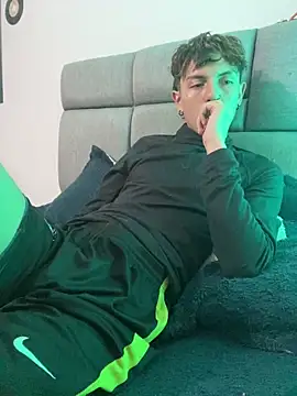 NaytonFreeman Live XXX Chat