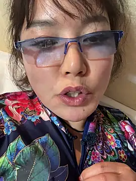 oo-shanshan Show Webcam