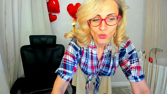 MuseOfStage Chat XXX in diretta