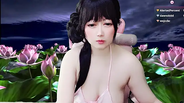 LuckyCute-Tutu's Webcam Show