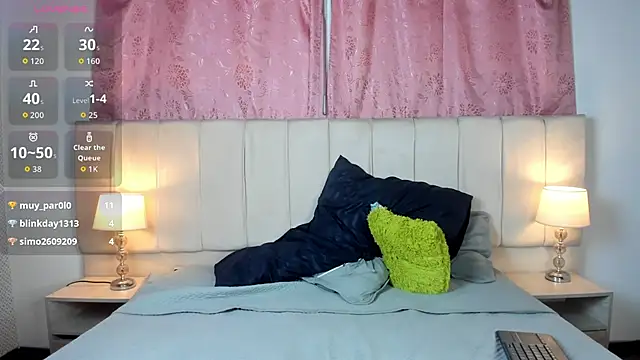 Chat XXX ao vivo de mia__gv