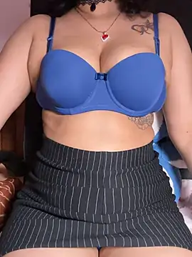 Squirt_Queen_X লাইভ XXX চ্যাট