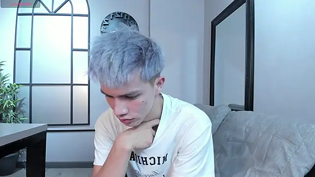 nicktorn's Live XXX Chat