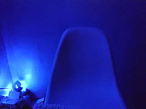 Онлайн чат XXX Chillntalkmami