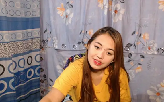 pinay_mayahiga live XXX chat