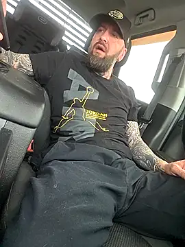 Chat XXX Live Beardedtattood