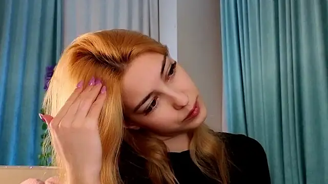 AngelicRice 即時 XXX 聊天