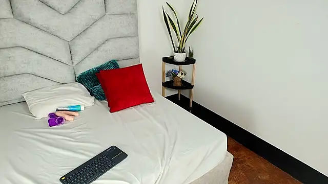 Chatroom XXX en direct de KimberlyFox_t