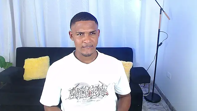 MaxCum18_'s Webcam Show