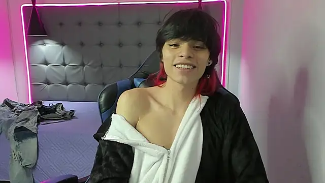 Sylasfrost's Live XXX Chat