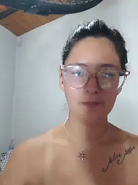 Chat +18 de Harley-77 ao vivo