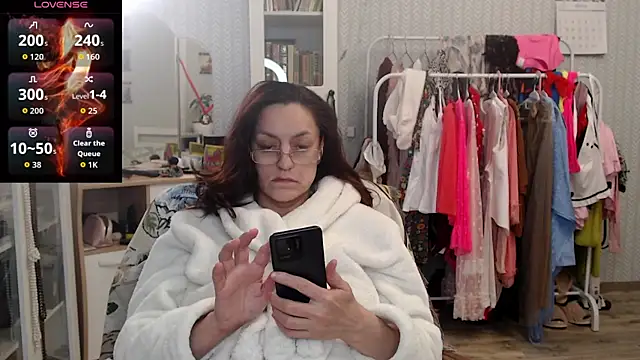 Vivian_Violet_ Adlı Modelin Canlı XXX Sohbeti