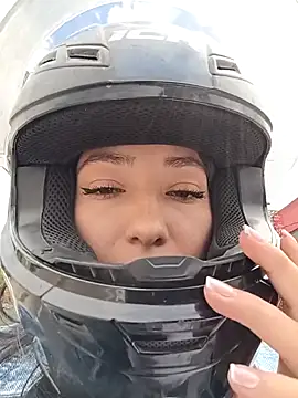 Czat XXX na żywo – _Luna-1