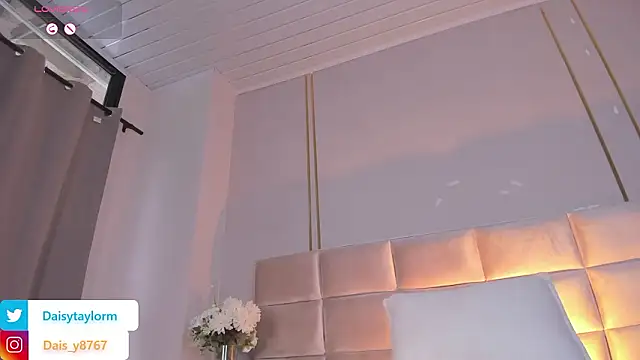 DaisyTaylor__ Live XXX-Chat