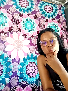 Yandris_1212 Chat XXX live