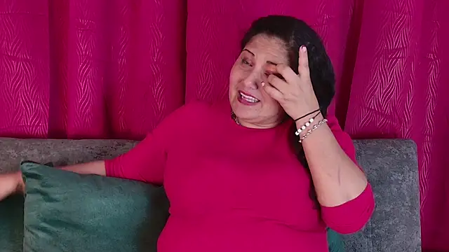 Онлайн чат XXX Genesis_Montenegro_OA