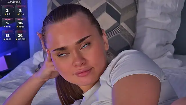 MonicaWestt Webcamshow