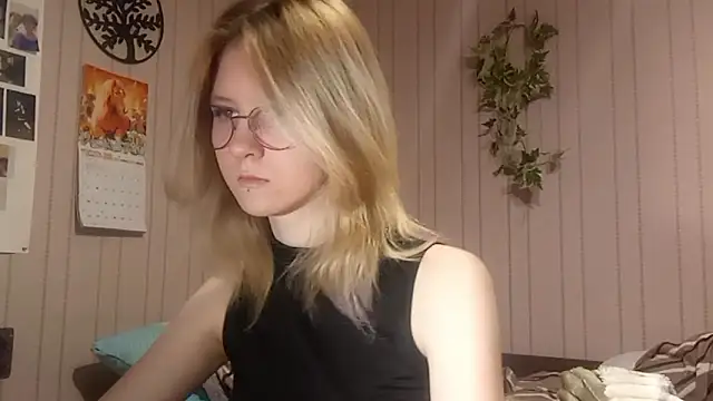 RunawayBr1den Live XXX chat