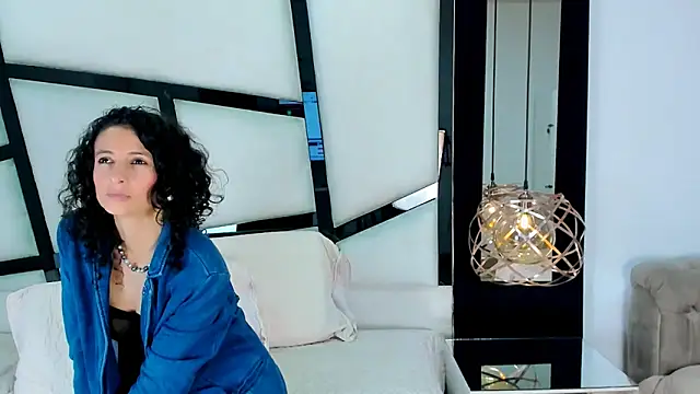 Czat XXX na żywo – AriannaRussell_