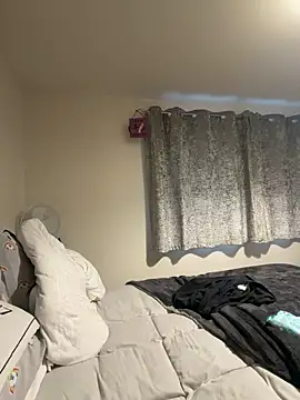 Curvy-Jinx Live XXX-Chat