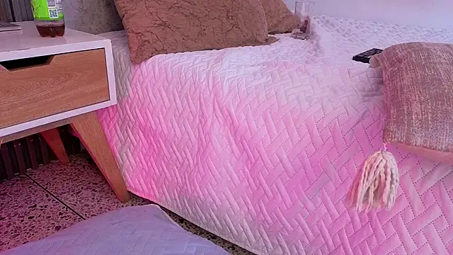 دردشة Kattie_sweet1 الجنسية المباشرة