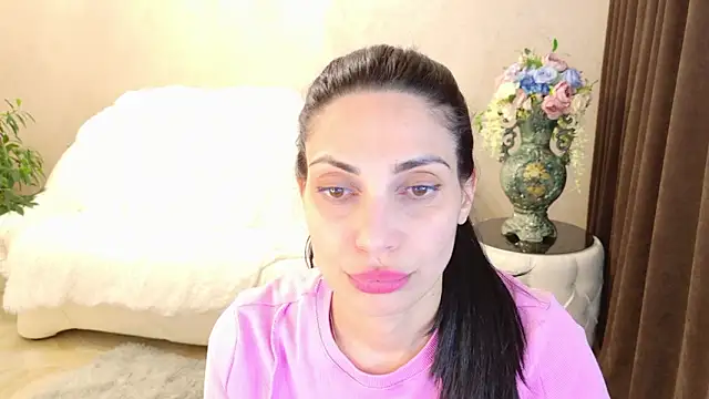 แชท XXX สดของ LovelyBeatrice