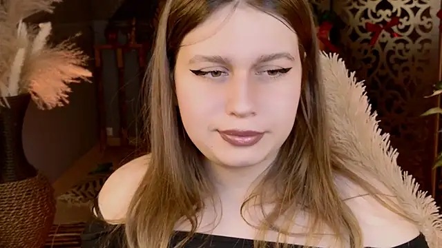 Chat +18 de FioraMarmoris ao vivo