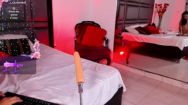 Chatroom XXX en direct de SaraDreamss