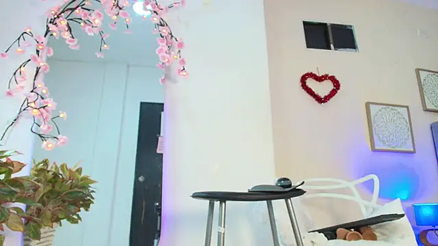 mary_cute9 – Naživo XXX chat