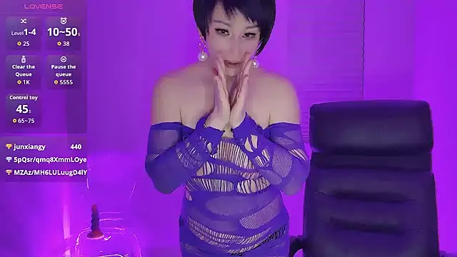 Jin_JinnのライブXXXチャット